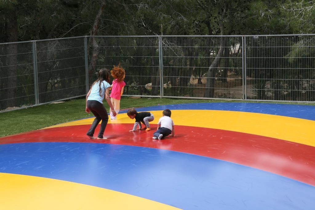 Camping Vilanova Park Vilanova i la Geltrú Esterno foto
