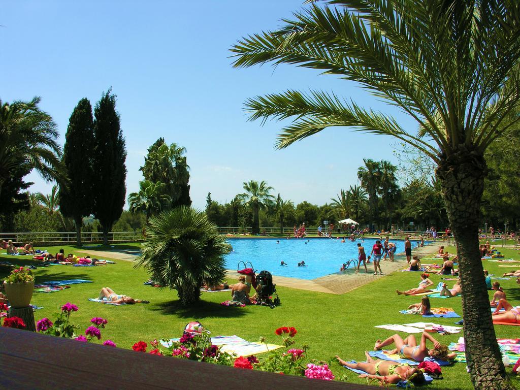 Camping Vilanova Park Vilanova i la Geltrú Esterno foto